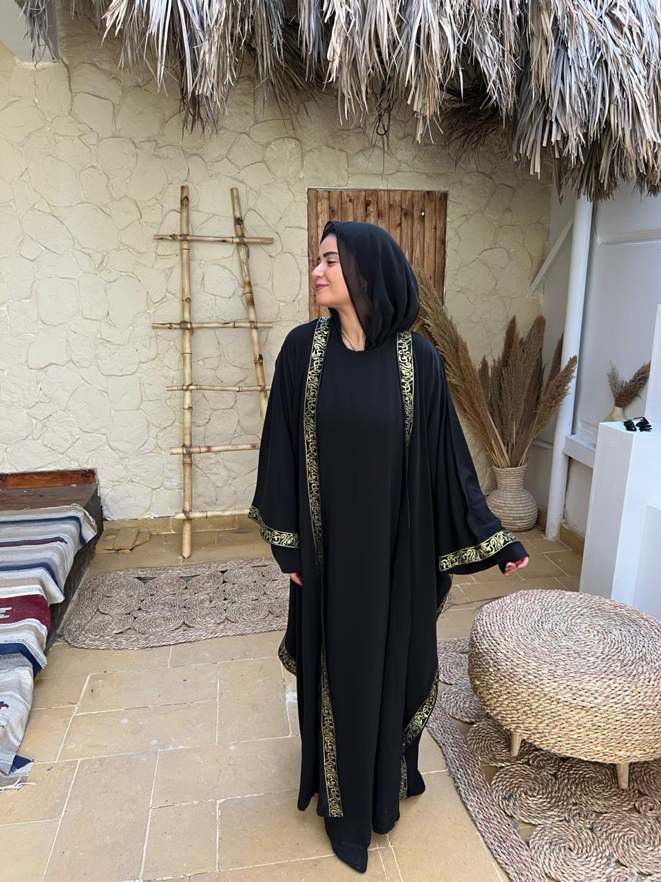 Umrah abaya